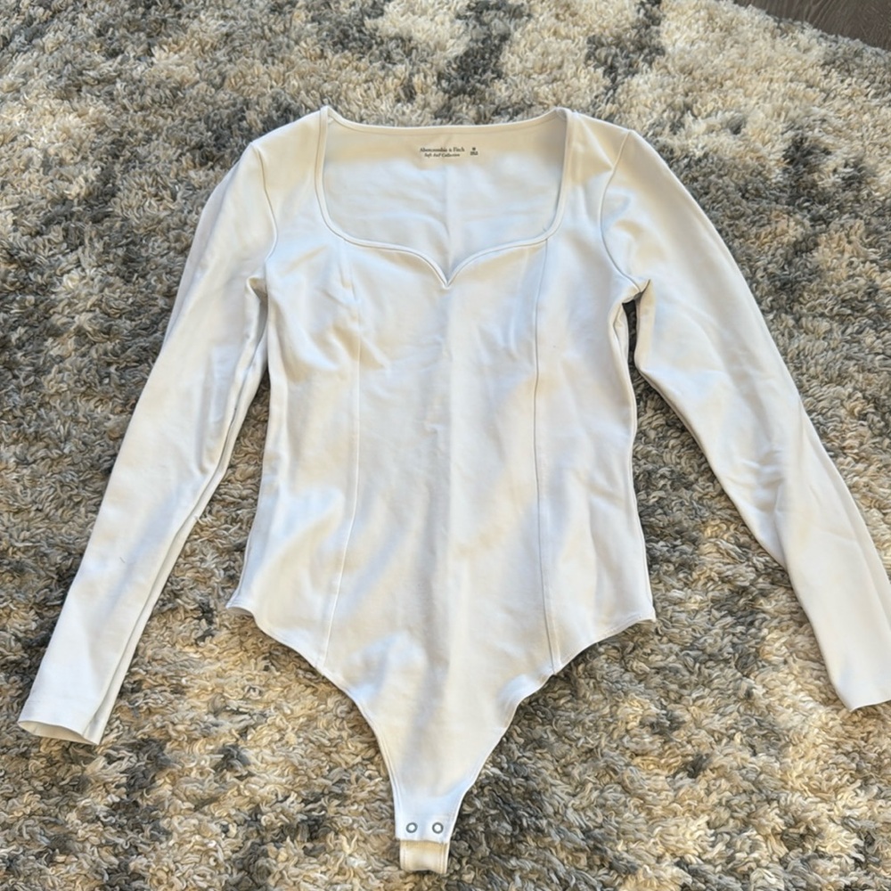 Abercrombie & Fitch Long Sleeve Body Suit - Medium